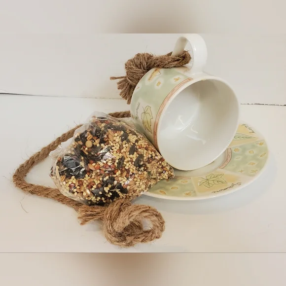 Teacup Bird Feeder Garden Outdoor Decor Tea Cup and Saucer - Picture 6 of 9